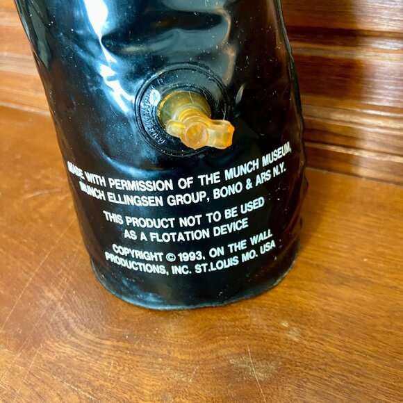 “THE SCREAM" Edvard Munch Inflatable Figurine 19" Doll Blow-Up Vintage 1993 - Picture 7 of 9